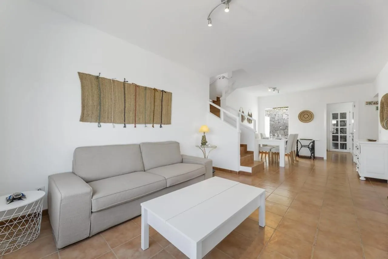 Villa Mundaka Playa Blanca